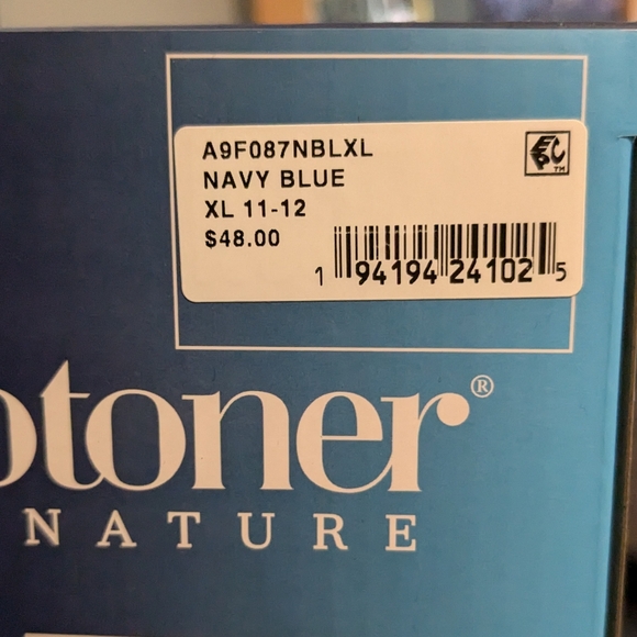 Isotoner Signature Slippers Navy Blue Plaid NWT - Picture 6 of 6